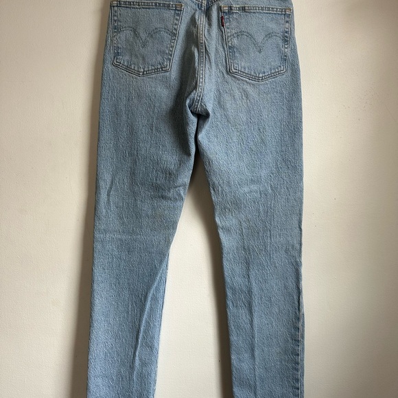 Levi's Men's Light Blue Straight Jeans - Picture 4 of 6